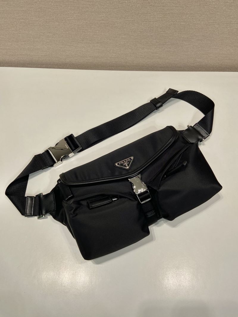 Pra*a waist chest packs